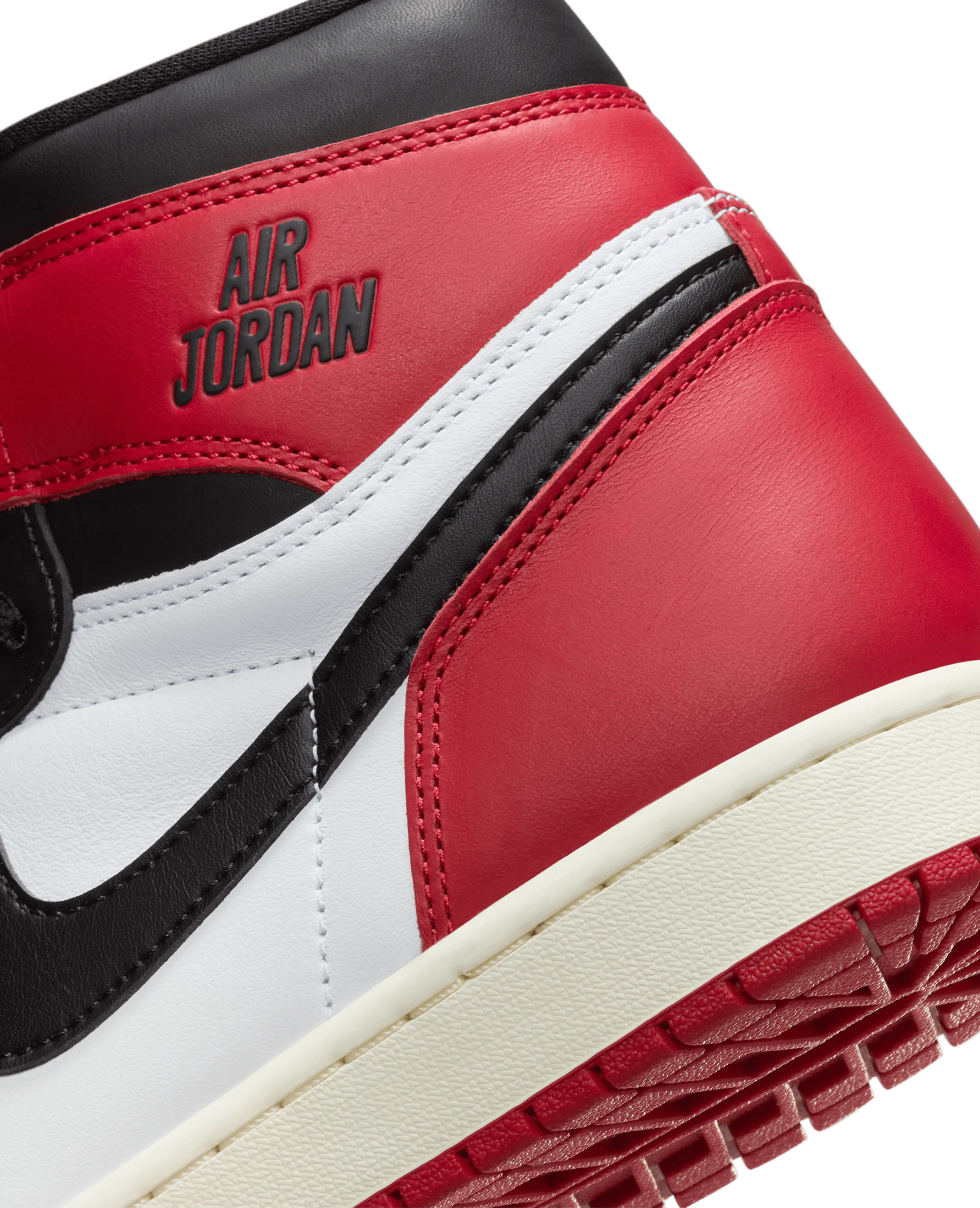 Air Jordan 1 Retro High OG 'Black Toe' - Image 7