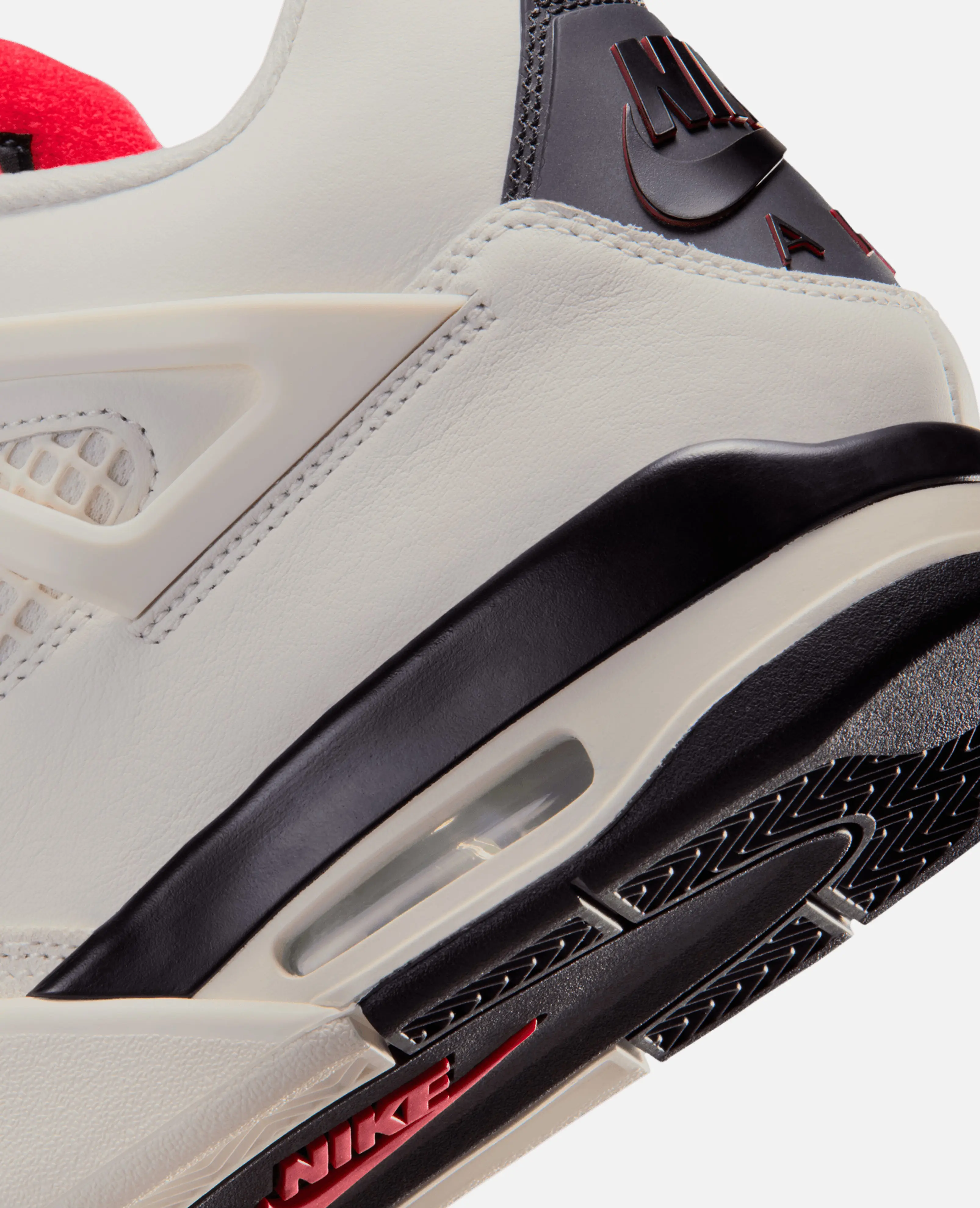 Air Jordan 4 ''Flight Club'' (SAIL/BLACK-UNIVERSITY RED) - Image 7