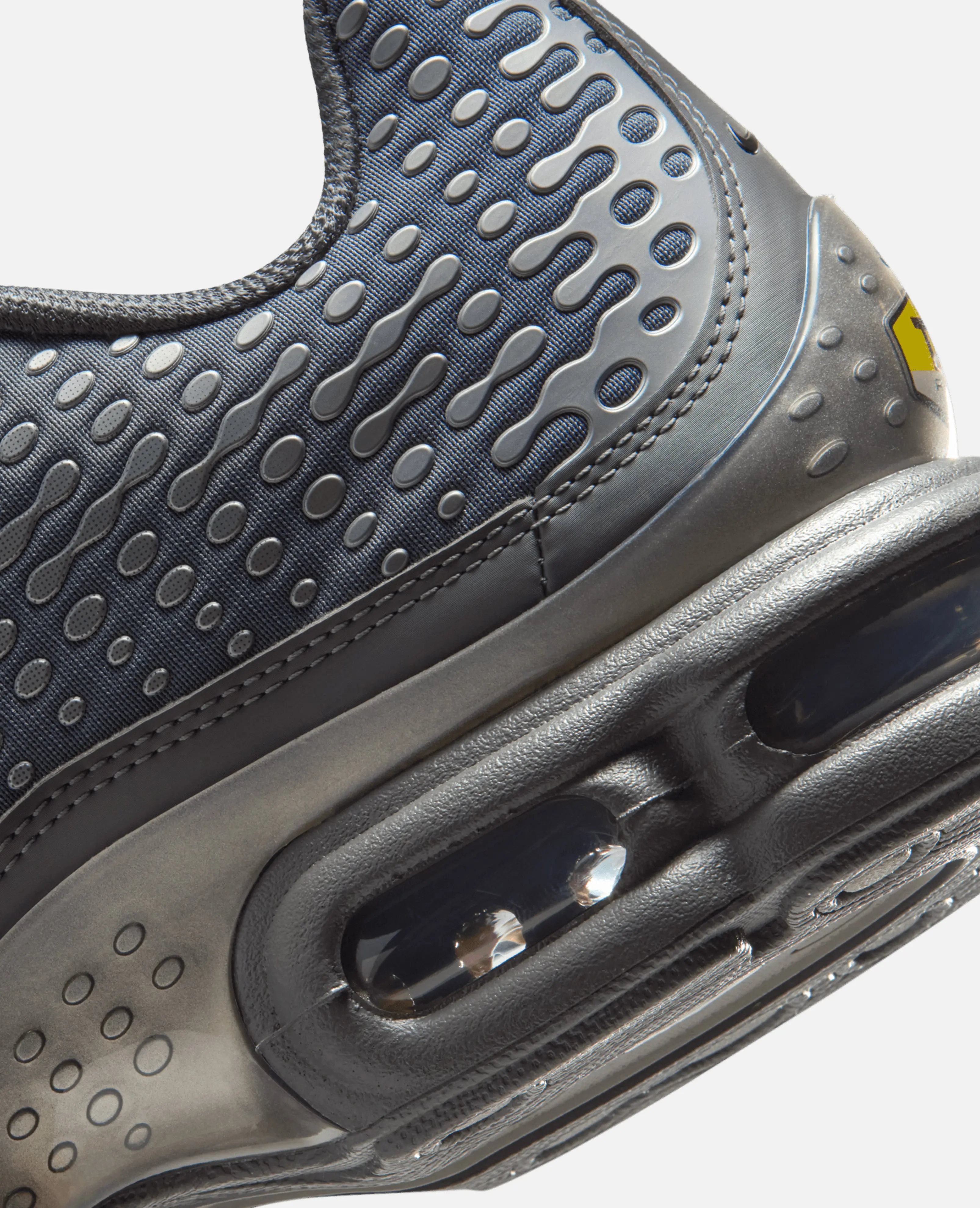 Nike Air Max Plus VII (SMOKE GREY/METALLIC SILVER-IRON GREY) - Image 6